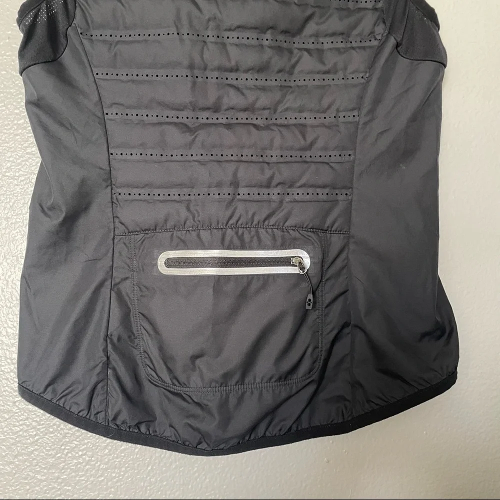 Nike Aeroloft 800 Black Down Fill Sleeveless Full Zip Running Vest Size Small - Picture 10 of 10